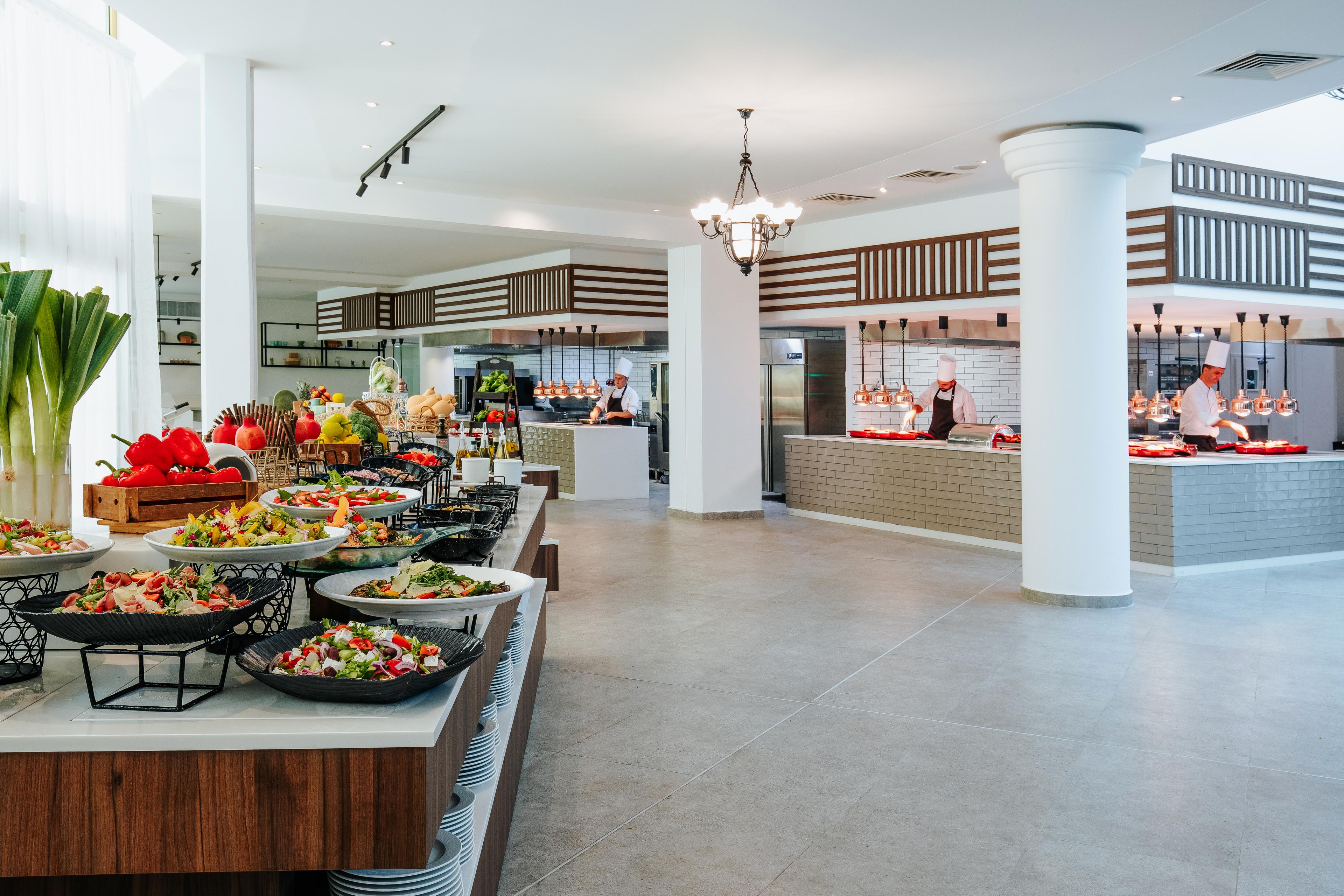 Louis Imperial Beach Paphos Exterior foto